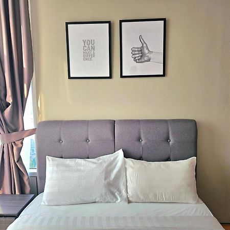 De Apartment Sky At Klcc Куала Лумпур Екстериор снимка