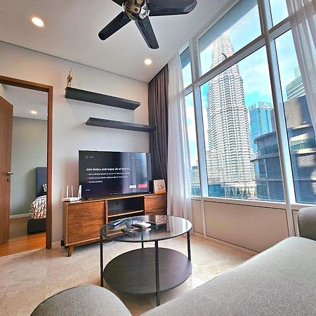 De Apartment Sky At Klcc Куала Лумпур Екстериор снимка