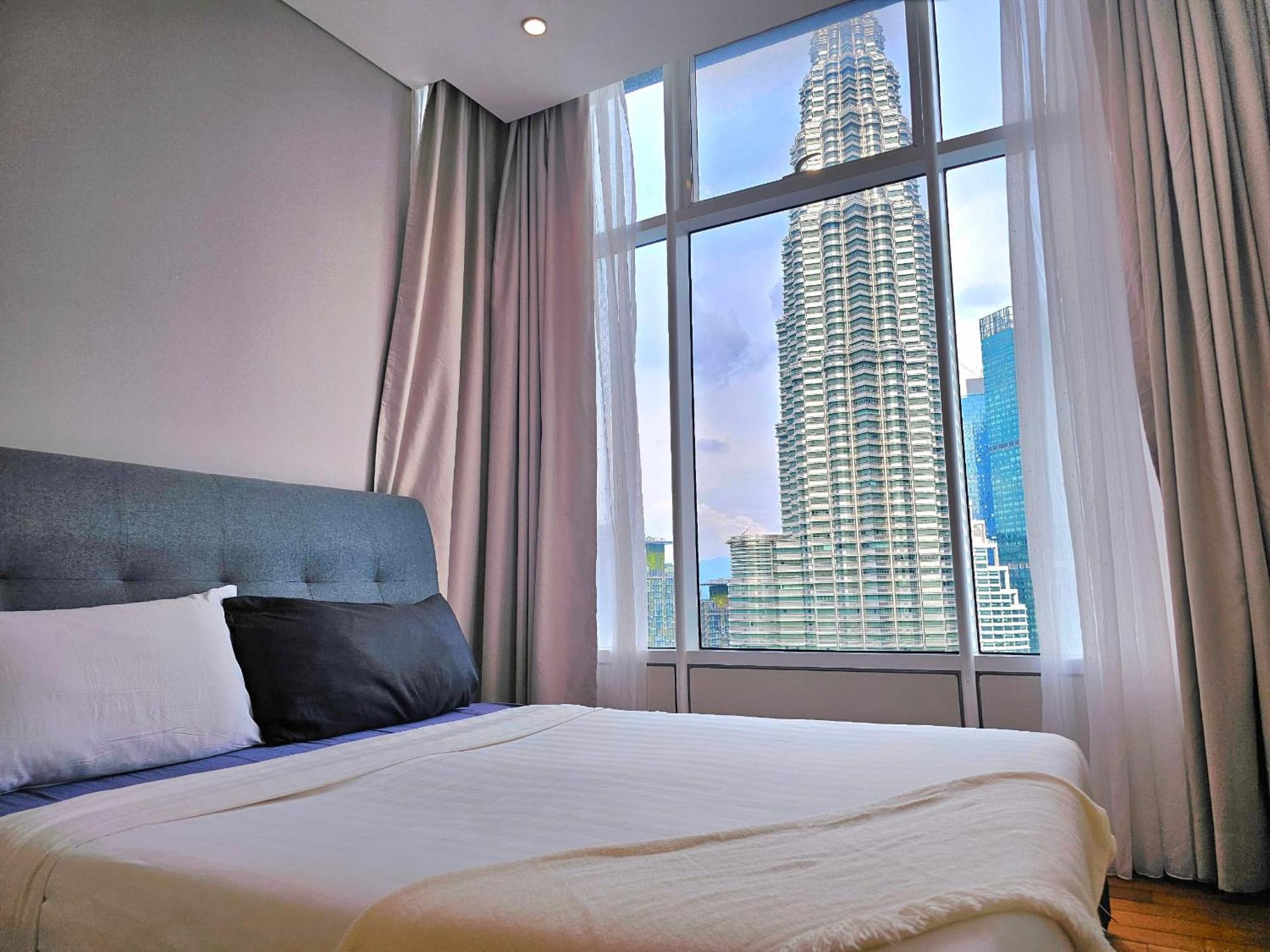 De Apartment Sky At Klcc Куала Лумпур Екстериор снимка
