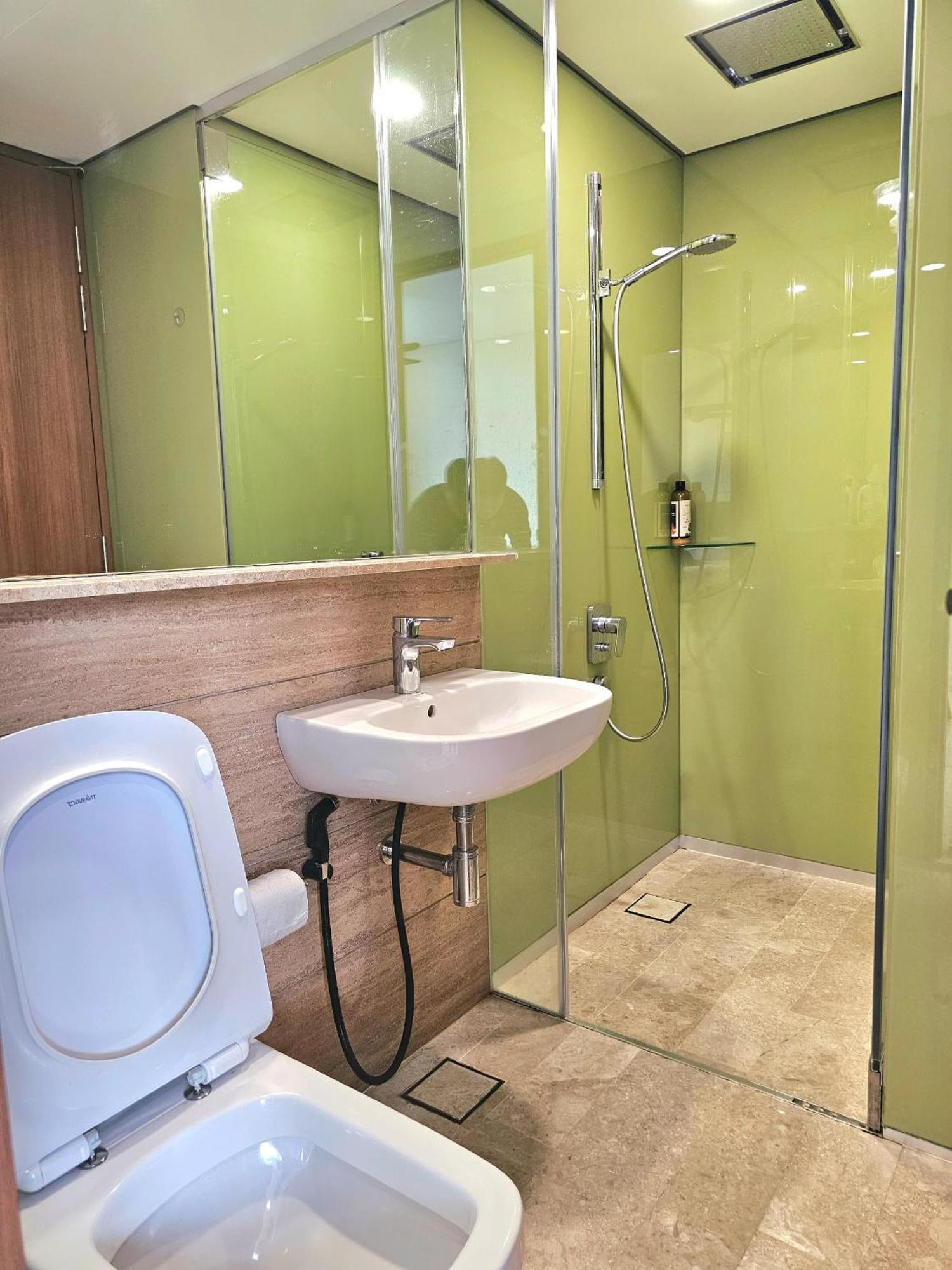De Apartment Sky At Klcc Куала Лумпур Екстериор снимка